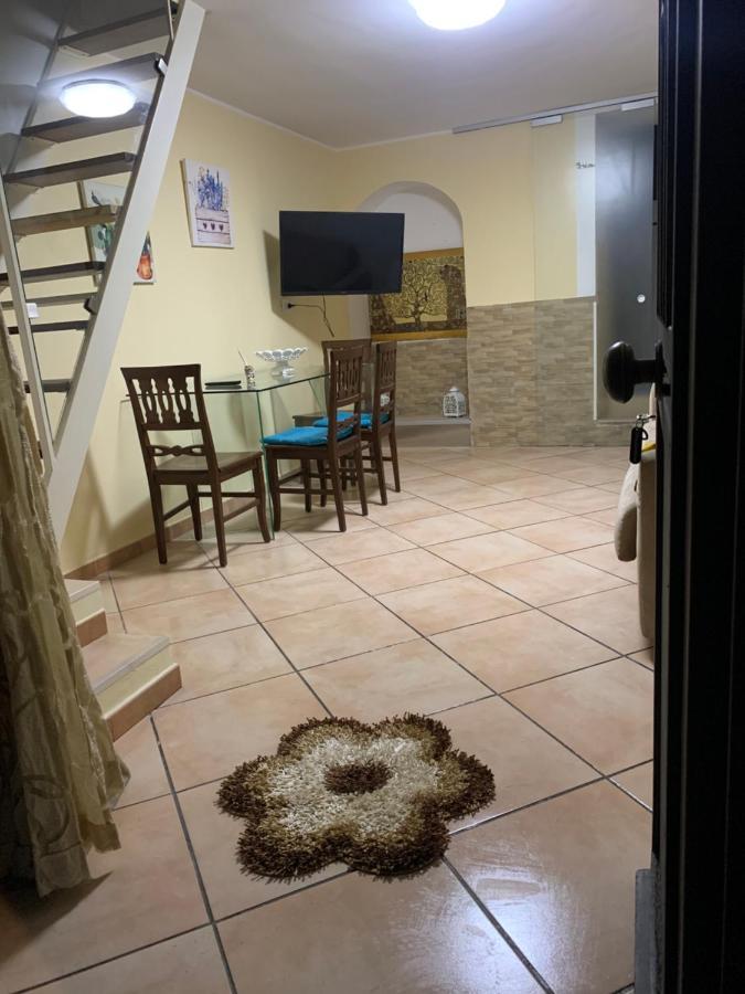 Da Walter,Holiday Home In The Centre Catania Exterior foto